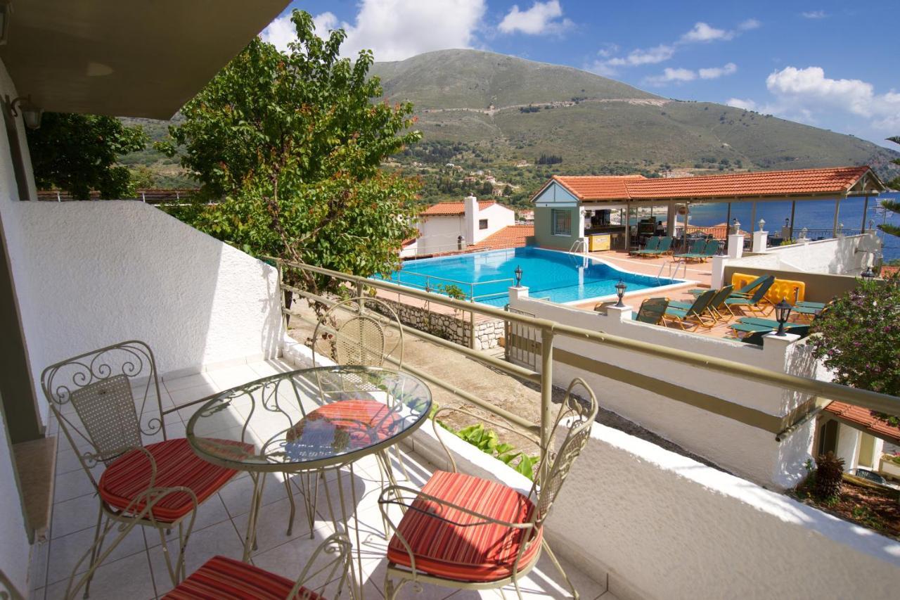 איה אפימיה Makis Village-Apartments מראה חיצוני תמונה