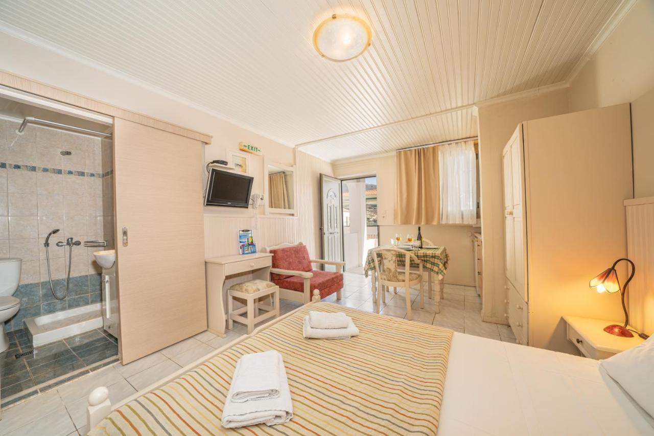 איה אפימיה Makis Village-Apartments מראה חיצוני תמונה