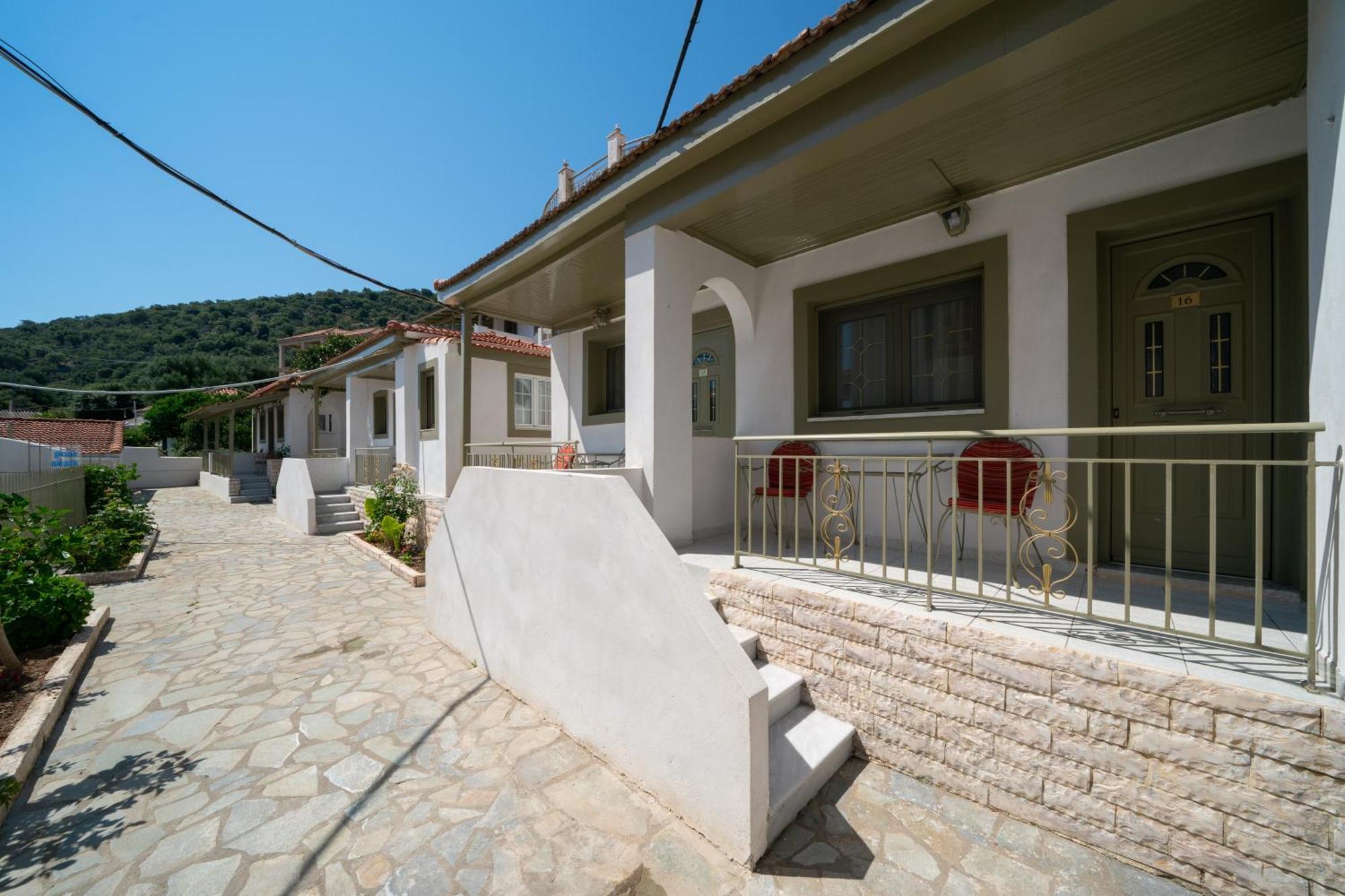 איה אפימיה Makis Village-Apartments מראה חיצוני תמונה