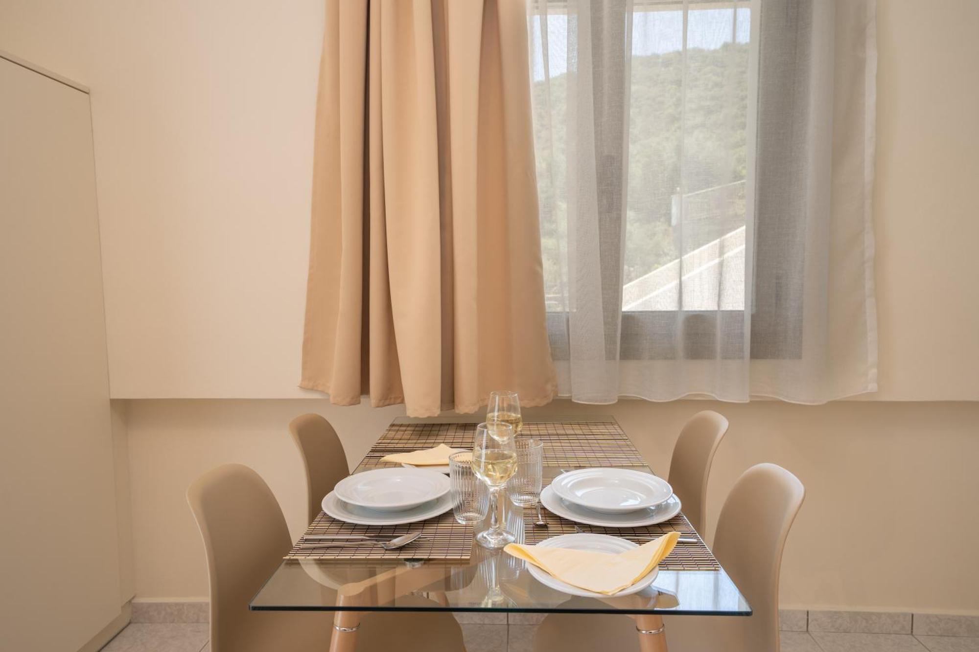 איה אפימיה Makis Village-Apartments מראה חיצוני תמונה